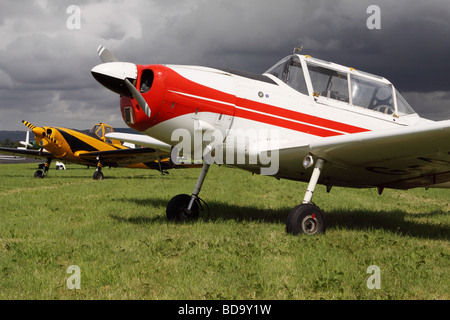 De Havilland Canada DHC Chipmunk 1 formation de base vintage avion avion cette exemple est utilisé comme remorqueur de planeurs Banque D'Images