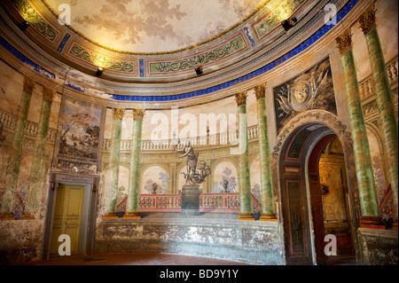 Couloir d'entrée de l'intérieur de la Villa Palagonia Baghera Sicile baroque Banque D'Images