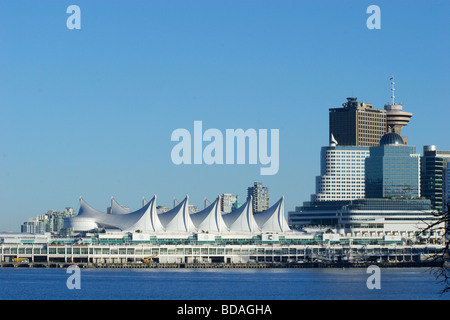 Canada Place et Harbour Centre avec nouveau centre de congrès en construction - Centre-ville de Vancouver, BC Banque D'Images