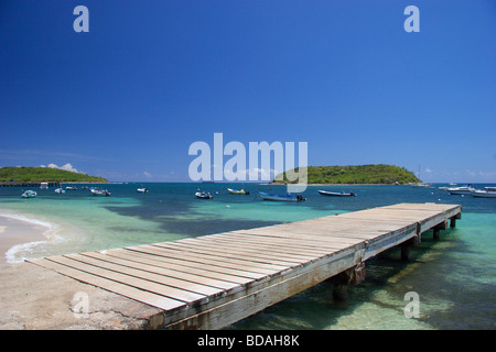 Pêche à la jetée de Esperenza, l'île de Vieques, Puerto Rico Banque D'Images