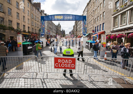 Scènes de rue du Festival Fringe d'Édimbourg Banque D'Images