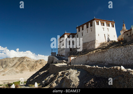 Monastère sur une colline, le monastère de Stakna, Ladakh, le Jammu-et-Cachemire, l'Inde Banque D'Images