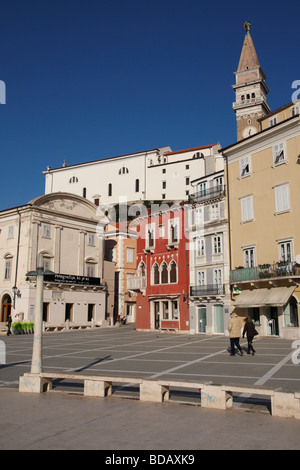 La vieille ville de Piran, vue depuis la place Tartini. La Slovénie. Banque D'Images