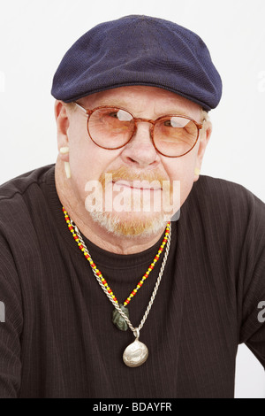 Portrait of a senior woman wearing eyeglasses Banque D'Images