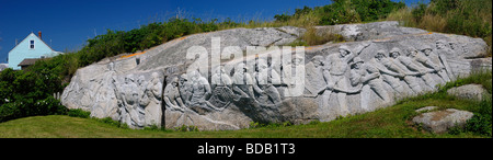 Panorama de la William DeGarthe de sculpture au parc Memorial à Peggy's Cove, Nova Scotia Canada Banque D'Images