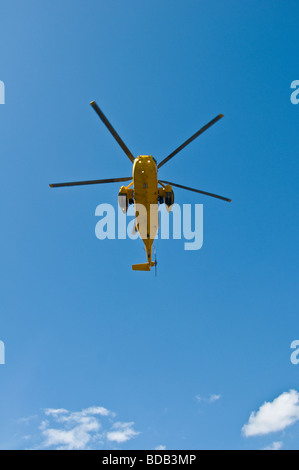 Walkington RAF de sauvetage par hélicoptère survole le 1er bataillon du régiment du Yorkshire homecoming, Beverley, East Yorkshire Banque D'Images