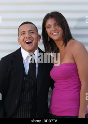 Couple heureux de rire et sourire. Banque D'Images