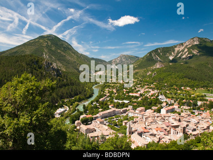 Vue de Castellane de Notre-Dame du Roc, Provence, France Banque D'Images