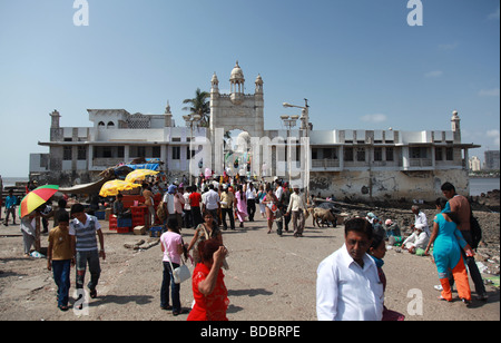 La mosquée Haji Ali Dargah situé dans le sud de Mumbai Inde Banque D'Images