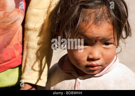 Jeune fille népalaise à Patan, Vallée de Katmandou, Népal Banque D'Images