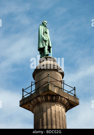 Statue du duc de Wellington sur une colonne à l'extérieur de St Georges Hall à Liverpool Banque D'Images