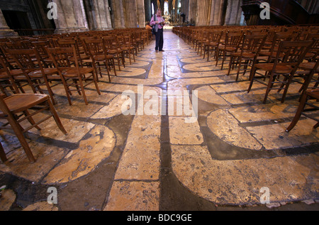 Labyrinthe médiéval dans la cathédrale de Chartres, 1205 AD Banque D'Images