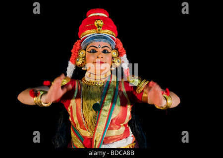 Nangyar Koothu - performance solo, la danse classique, le théâtre du Kerala Banque D'Images