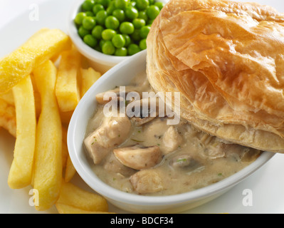 Tarte aux champignons et poulet Banque D'Images