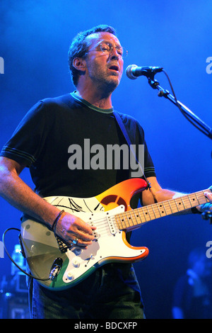 ERIC CLAPTON en août 2004 au 'Les Grillons et les amis' concert au House of Blues de Hollywood Banque D'Images