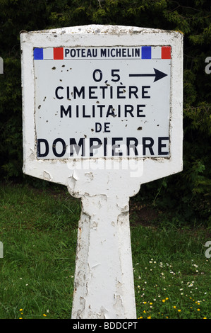 Le cimetière militaire français à Dompierre-becquincourt sur la Somme Banque D'Images