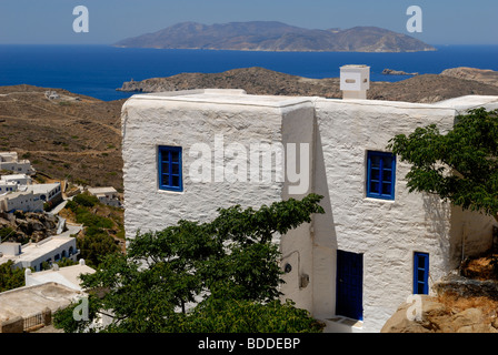 Une belle vue de la hora Hill dans la vieille ville de Hora 'Village'. L'île d'Ios, Cyclades, Grèce, Europe. Banque D'Images