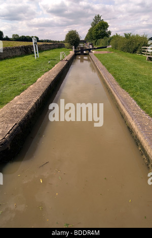 British Waterways Varneys à verrouillage de Cropredy au sud du canal d'Oxford © Doug Blane Banque D'Images