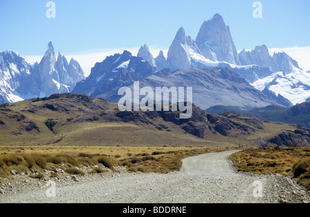 Mont Fitzroy et le Cerro Torre, le Parc National Los Glaciares, Patagonie, Argentine. Banque D'Images