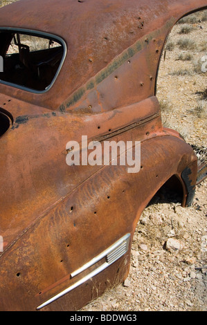 Close up of Rusty voiture brûlée Banque D'Images