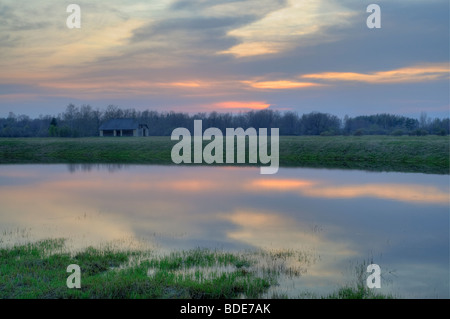 Bord d'un lac d'Oxbow dans la région protégée de Gauja Nord Banque D'Images