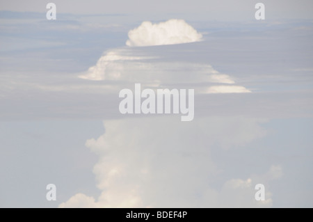 Voir des nuages à partir de 34 000' Banque D'Images