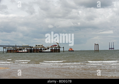 Tête de traiter avec mépris et pilote de sauvetage, de la rivière Humber, Yorkshire, UK. Banque D'Images