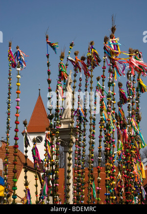 Le dimanche de Pâques, le plus grand concours de palmiers à Lipnica Murowana, Pologne Banque D'Images