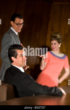 Vintage portrait de gens d'affaires et secrétaire en salle Banque D'Images