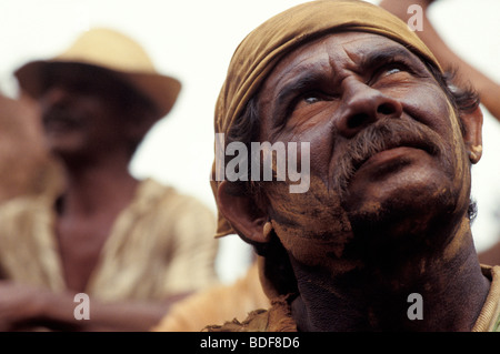 Les chercheurs d'or, Serra Pelada, forêt amazonienne, au Brésil. Banque D'Images