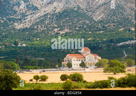 Vue panoramique de St Gerasimos monastère dans la vallée sur le Grec Omala Méditerranée île de Céphalonie, Grèce GR Banque D'Images