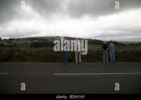 Tourist photographing HM Prison, Dartmoor, Princetown, Devon, UK Banque D'Images