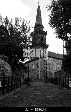 Stoney Brae à Paisley en Écosse à Oakshaw vers Trinity Church Banque D'Images