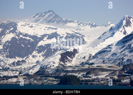 Trans Alaska Pipeline Terminal, Prince William Sound, Valdez, Alaska Banque D'Images