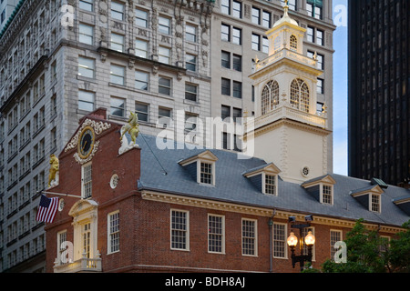 Le Old State House Construit en 1713 est le plus ancien bâtiment colonial encore debout - BOSTON (MASSACHUSETTS) Banque D'Images