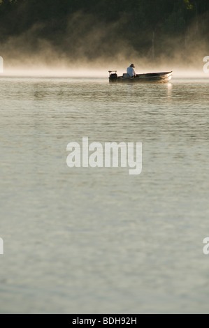 La pensée et la pêche Banque D'Images