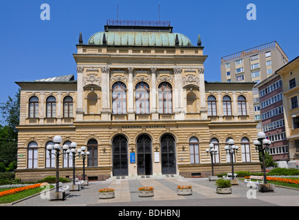 Ljubljana, Slovénie. La Galerie nationale (Narodna Gallerija - 1896) Cankarjeva Cesta (rue) Banque D'Images