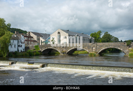 Stramongate Bridge sur la rivière Kent, Kendal, Cumbria, Angleterre, Royaume-Uni Banque D'Images