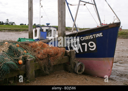 Bateau de pêche du port de Brancaster Staithe Norfolk UK Banque D'Images