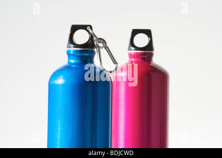 Les bouteilles d'eau réutilisables Banque D'Images