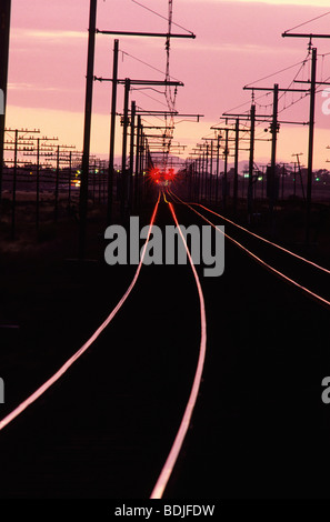 Les lignes de chemin de fer, Coucher du Soleil Banque D'Images