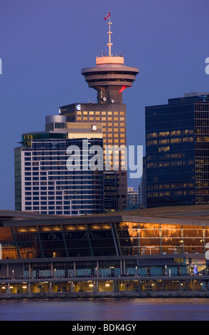 Coal Harbour et du centre-ville de Vancouver de Stanley Park, British Columbia, Canada. Banque D'Images