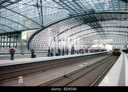 L'ouverture récente de la gare principale de Berlin, Allemagne Banque D'Images