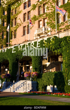 L'Empress Hotel historique situé sur l'arrière-port, Victoria, île de Vancouver, Colombie-Britannique, Canada. Banque D'Images