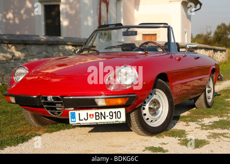 Alfa Romeo Spider 1600 Junior voiture de sport. Année de construction 1977. Banque D'Images