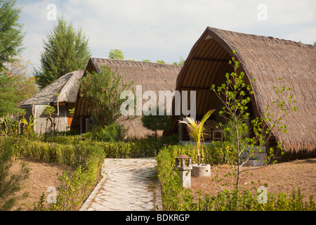 L'Indonésie, Lombok, Gili Air, toit de chaume, l'éco-hut accommodation Banque D'Images