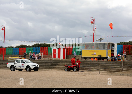 Office de sauveteur RNLI, quad et de camion, Mablethorpe, Lincolnshire Banque D'Images