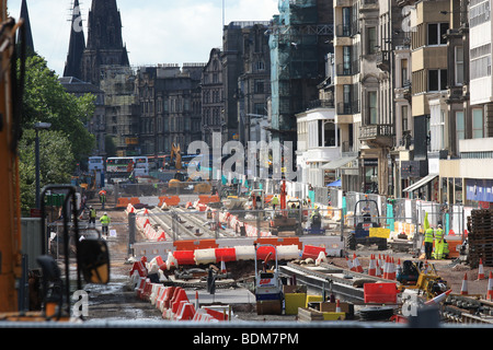 Les villes d'Édimbourg le tram ligne d'être installé le long de Princes street 2009 Banque D'Images