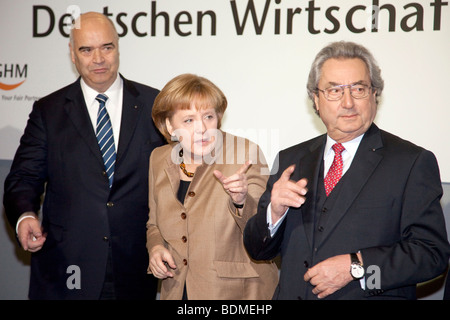 Angela Merkel, chancelière allemande et présidente de la CDU, centre, Otto Kentzler, président de la Zentralverband des Deutschen Handw Banque D'Images