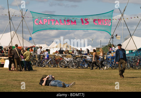 Militant pour le climat, mouvement de protestation capitalisme en crise, Camp for Climate action UK 2000s 2009 Blackheath Common South London. HOMER SYKES Banque D'Images